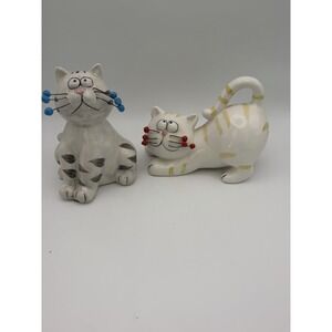 Nanucket Whimsical Ceramic Cat Figurines Pair Gray & Cream Beaded Whiskers 6"